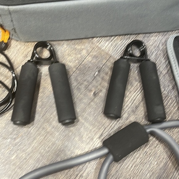 Workout set - Picture 3 of 8